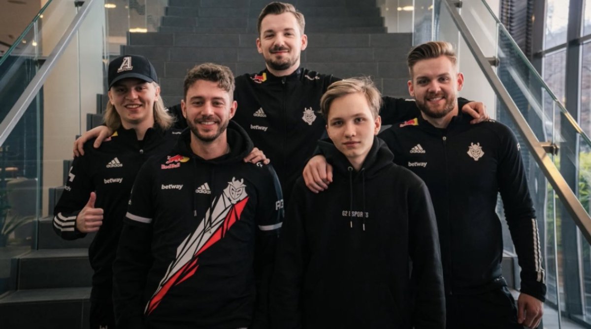 TeliaEsportsFi's tweet photo. Aleksi "Aleksib" Virolaisen G2:lta haparoiva alku CS:n major-karsinnoissa.

🔗 Lue koko artikkeli osoitteessa: https://t.co/ZtussjIJzY

#esportsfi #esports #csgo #csgofi #eurheilu #kilpapelaaminen #counterstrike #globaloffensive #csgonews #assemblyorg #risetothetop #G2esports https://t.co/mJyfOZZmUO