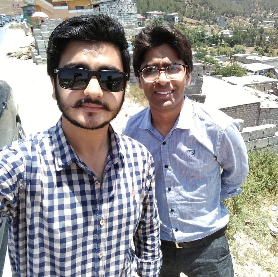__syedzada's tweet photo. Feeling Grateful with celebrity
GD ❤️❤️
#JZTPakistan https://t.co/d0Aqa5BrcP