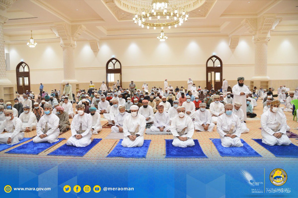 احتفل ظهر اليوم في مدينة لوى النموذجية بإقامة صلاة الجمعة وافتتاح جامع طلحة بن عبيد الله الذي شيد على مساحة ٣١٢٠ مترا مربعا ويتسع لـ ٢٣٤٠ مصليا وقامت بتشييده وزارة الإسكان والتخطيط العمراني