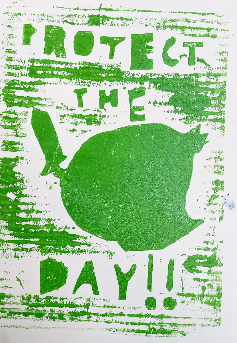 stigsarts's tweet photo. Year 9 Garnet raised awareness today for #EarthDay22 🌎♻️🌱 by creating these prints using recycled materials #earthday #climatechange #savetheplanet https://t.co/GcffifzGdK
