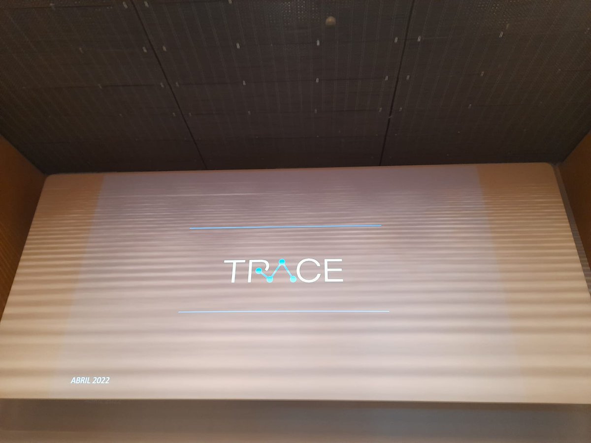 mkdirecto's tweet photo. Terminamos la semana visitando la sede de @JCDecaux_ES para conocer TRACE, el nuevo modelo tecnológico de Carlos Viladevall 💥 https://t.co/iuZ5xPQo94