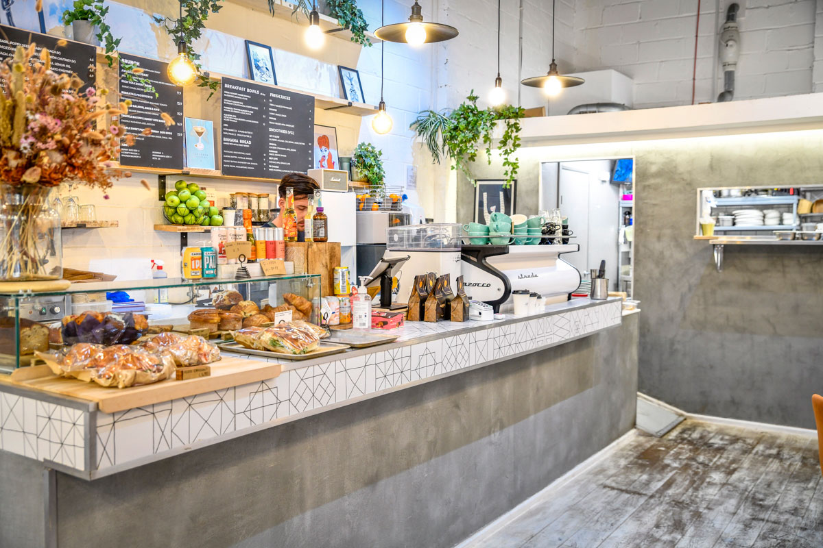 When looking for your caffeine fix at London Bridge, we have you covered. These ten top London Bridge Cafes serve delicious coffee and excellent food... seeninthecity.co.uk/2022/04/22/lon… #LondonBridge