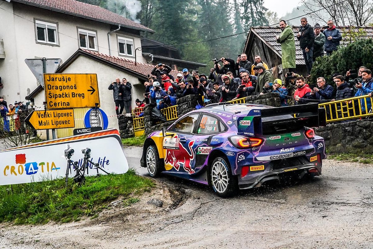 #RallyCroatia After SS4

We are on our way back to service after the opening loop of stages. The conditions are treacherous, a small overshoot lost us 12 sec, but are still only 1.9 off the podium. 🤟🏻

1) Rovanperä 🇫🇮
2) Neuville 🇧🇪 + 12.5
3) Tänak 🇪🇪 + 47.3
4) BREEN 🇮🇪 + 49.2