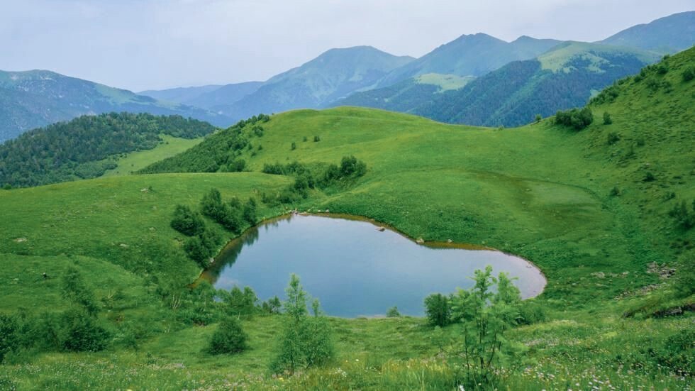 moodyonmoon's tweet image. Happy Earth Day 🌎