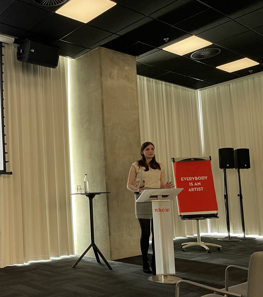 Paul Evans (@profpaulevans) on Twitter photo Dr Natalija Bogunovic presenting an in vitro system to measure contraction of smooth muscle cells from patients. Used to reveal new insights in abdominal aortic aneurysm. #shearstressday <a href="/amsterdamumc/">Amsterdam UMC</a> <a href="/jolwink72/">Jolanda Wentzel</a> <a href="/stevejwhite777/">Steve White</a> Dr Natalija Bogunovic presenting an in vitro system to measure contraction of smooth muscle cells from patients. Used to reveal new insights in abdominal aortic aneurysm. #shearstressday <a href="/amsterdamumc/">Amsterdam UMC</a> <a href="/jolwink72/">Jolanda Wentzel</a> <a href="/stevejwhite777/">Steve White</a>