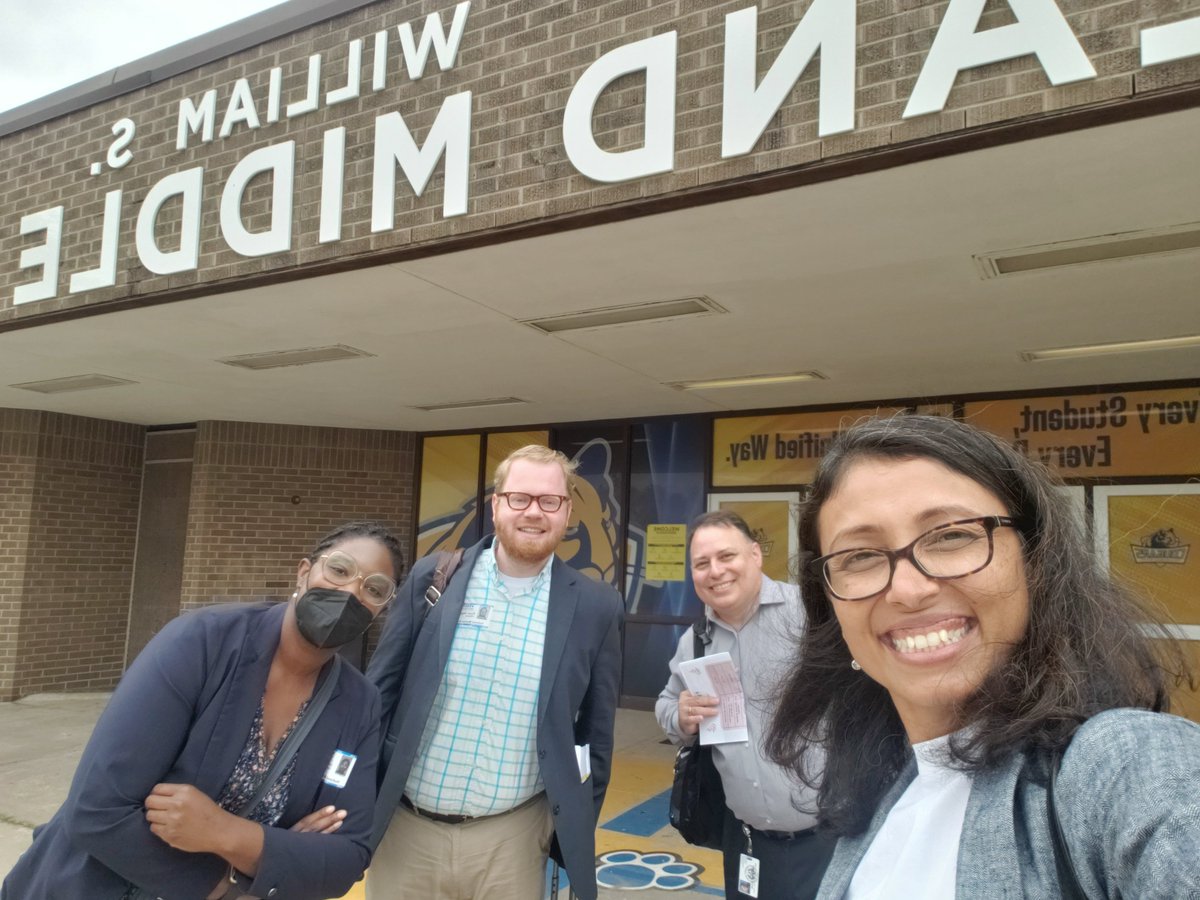sanjana_khyati's tweet image. Thank you to @Ward_k5 and @LDTexplorer of @HollandHISD for a wonderful visit with Ryan Higgins. We saw students tending to the vegetable garden, mowing the lawn, learning to fly drones, blended stations to name a few.@dpvils