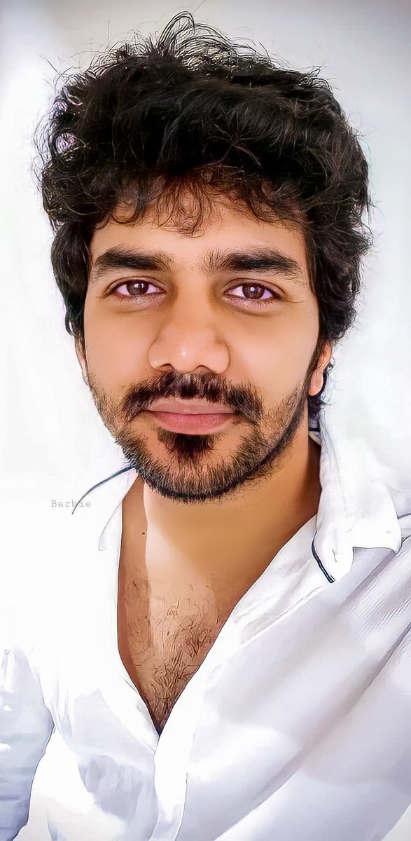 Jaganmohini13's tweet photo. இந்த அப்பா எப்படி இருக்கு
#DadaFirstLook
#Kavin #Dada https://t.co/AdvyvSjliQ
