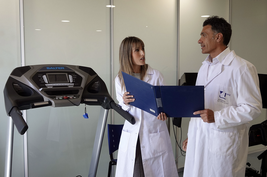 ¿Cómo deben evaluarse los pacientes con COVID persistente? segun nuestro articulo cientifico en #MedicalHypotesis by <a href="/InfoUMA/">Universidad de Málaga</a> <a href="/CatedraFisUMA/">Cátedra Fisioterapia UMA</a> 
uma.es/sala-de-prensa…  <a href="/InfoUMA/">Universidad de Málaga</a>