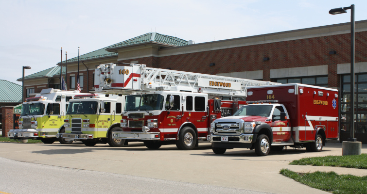 Do you have students interested in a career in fire, rescue, and emergency medical services? Edgewood Fire/EMS has a great scholarship opportunity.  Learn more here. bit.ly/3Mkzddi
