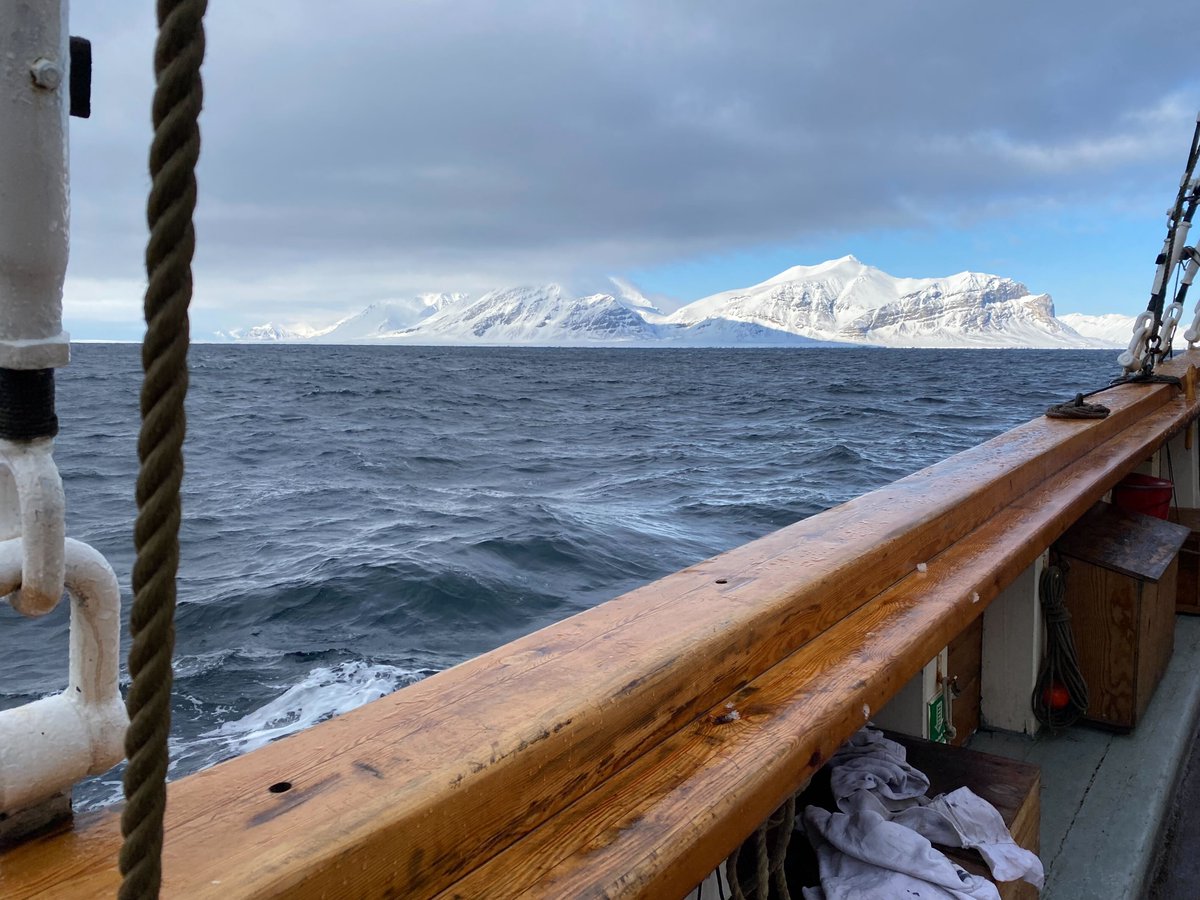expedition_nft's tweet photo. Photos received from the Barents Crossing Expedition team just now! The world's first NFT supported Arctic expedition ... Track their live GPS beacon here: https://t.co/W9GuQEb5gU #expeditiontoken is minting April 30th — in partnership @withaerial #NFTCommunity #NFTutility https://t.co/2AFz0bA77b