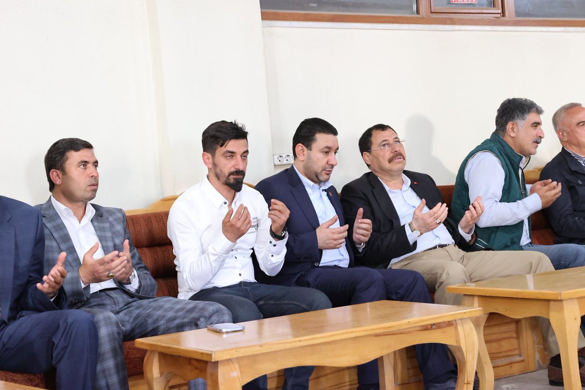 Şanlıurfa merkezde "Horoz" ailesine taziye ziyaretinde bulunduk.

Merhuma Cenab-ı Allah'tan rahmet, ailesine sabır ve başsağlığı diliyorum.