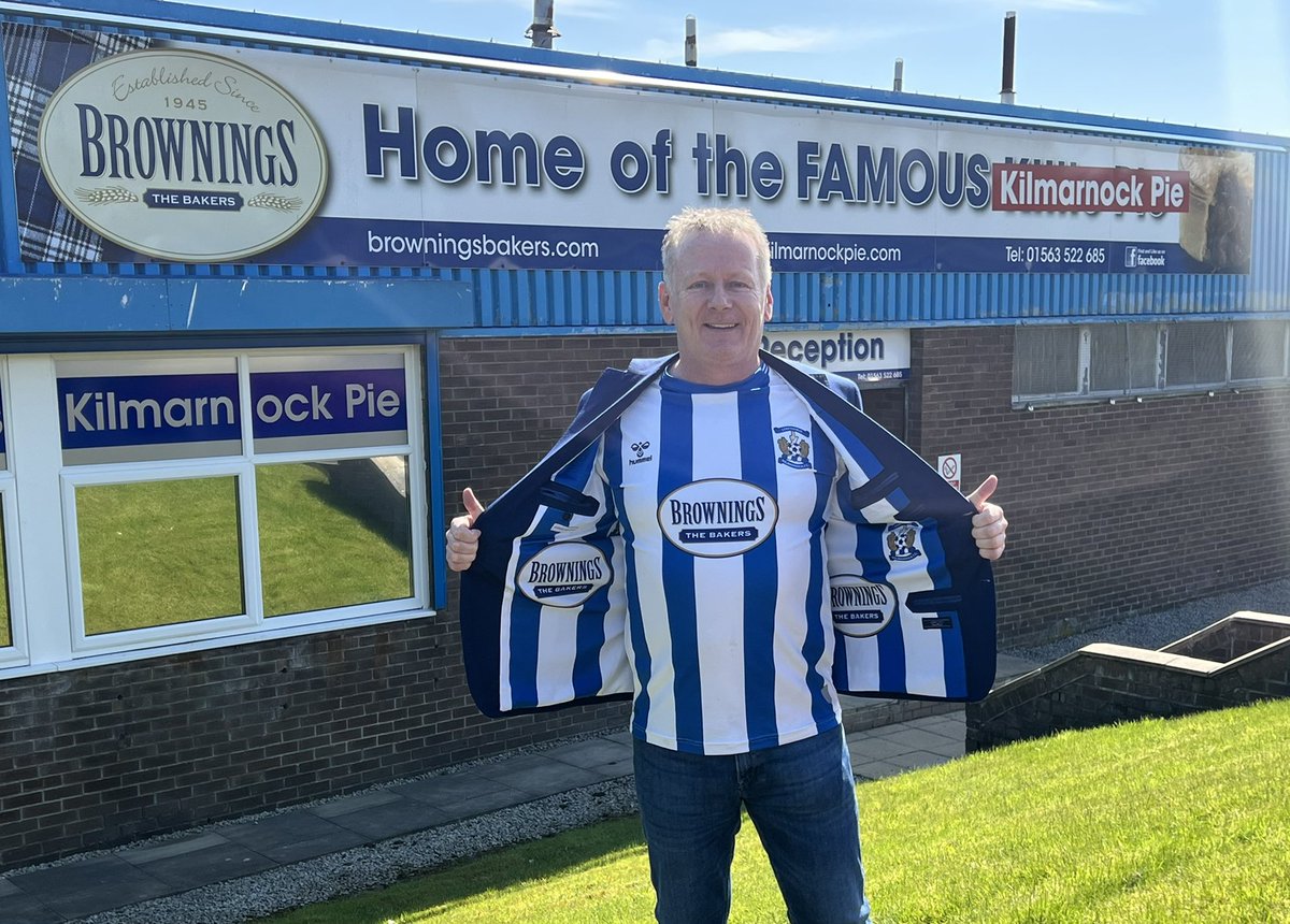 💙 The boss <a href="/YNTTK1869/">John Gall</a> is ready for the big game 💙

As proud sponsors of <a href="/KilmarnockFC/">Kilmarnock FC</a>, we would like to wish Derek McInnes and the boys the best of luck in tonight’s promotion battle against <a href="/ArbroathFC/">Arbroath FC</a>! #killie 

<a href="/KilmarnockPie/">Kilmarnock Pie</a> <a href="/YNTTK1869/">John Gall</a>