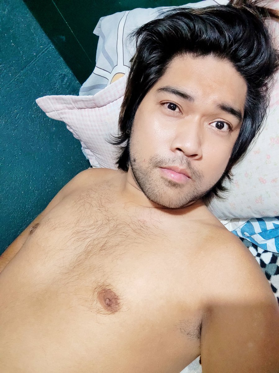 rudeboy8769's tweet photo. TGIF...
.
.
.
#weekend #TGIF #bedmode #Need_U https://t.co/sJ1XWCXTEW