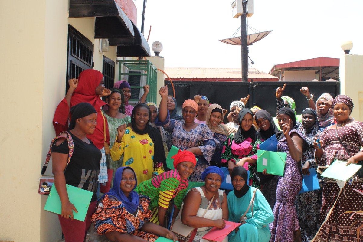 FITIMABFGN's tweet image. #FITIMA_Guinée
Clôture de la troisième et dernière phase de formations de notre microprojet « Émancipation des femmes et Amélioration de la prise en charge socio-éducative des enfants en situation de Handicap à Conakry » financé par le #ProgrammeCLE. 

#formation
#droits