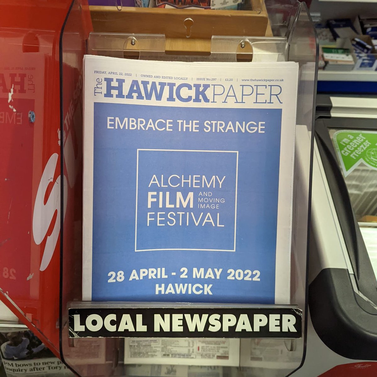 alchemyfilmarts's tweet photo. Anyone picked up this week's issue of @TheHawickPaper yet? On all good newsstands now!

😍 https://t.co/3rmBcTqPgc