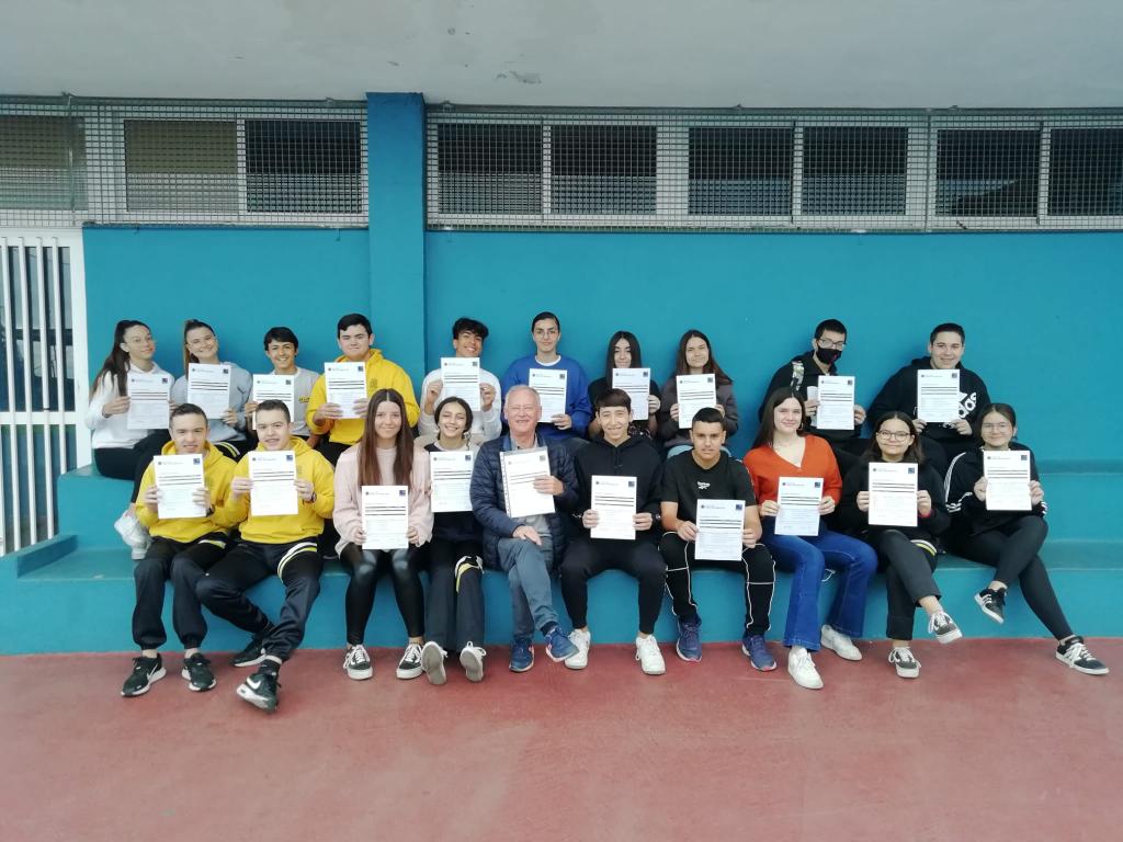 CPEIPS_CRC's tweet photo. Los días 29 y 30 de marzo parte de nuestro alumnado de 3° y 4°ESO realizó el "Oxford Test of English" en nuestro Centro, gracias a la colaboración del centro examinador oficial Eurocampus, obteniendo las calificaciones de B1 y B2. Congratulations to everyone! https://t.co/fd6HpMcmu5