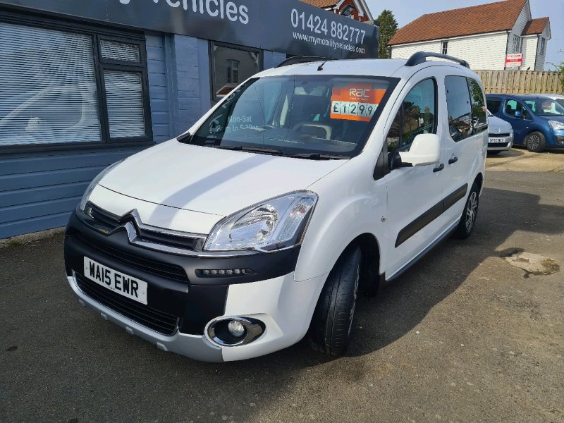 NickCoombs7's tweet image. New arrival! This 2015 Citroen Berlingo has just landed with us, featuring rear ramp, winch and only 26k miles! Will be ready soon. shorturl.at/tuAQ3
#wav #wheelchair #mobility #disability