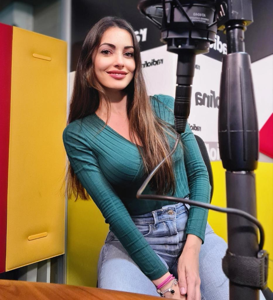 valentinacaruso's tweet photo. Ogni giorno in diretta su #radiolina #radio #lifestyle #tendenze #sport https://t.co/6pNv5BFEBN