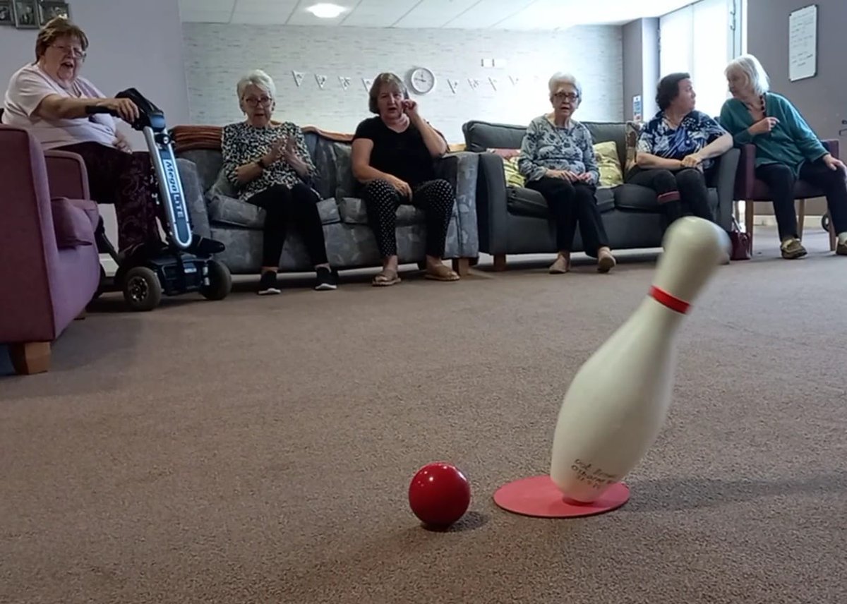 We had a great Boccia session yesterday at Kilbourn House. Congratulations to the winner Shelagh.  @NewsfromYHN