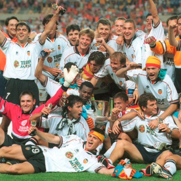 GaizkaMendieta6's tweet photo. Modo FINAL 🔛

📍 𝑺𝒆𝒗𝒊𝒍𝒍𝒂 🏆
🗓️ 26 de junio de 1999 🔙

#GM6 | #ADNVCF 🦇 https://t.co/cJwL9CnoEt