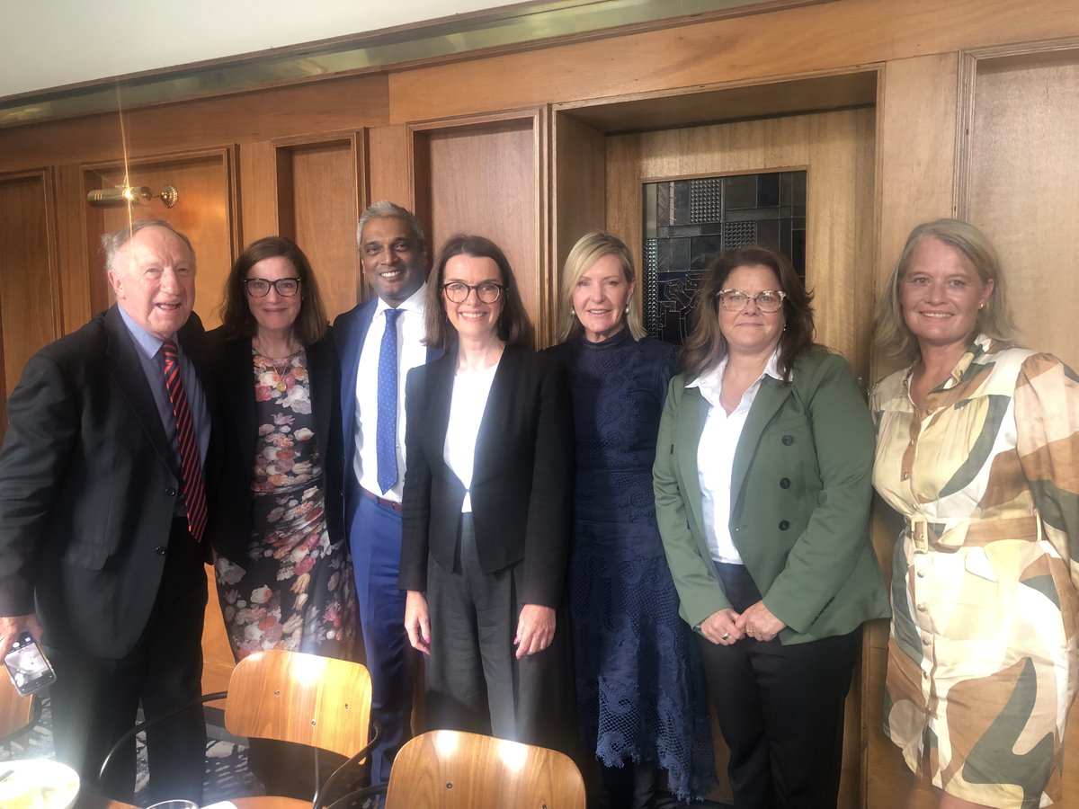 Today our consumer lead Kris Pierce had the opportunity to meet Minister Ruston to discuss childhood illness, health research, rare disease &amp; the NDIS. We look forward to building a better future for children with chronic illnesses. 
#health #ndis  #childhoodillness #raredisease