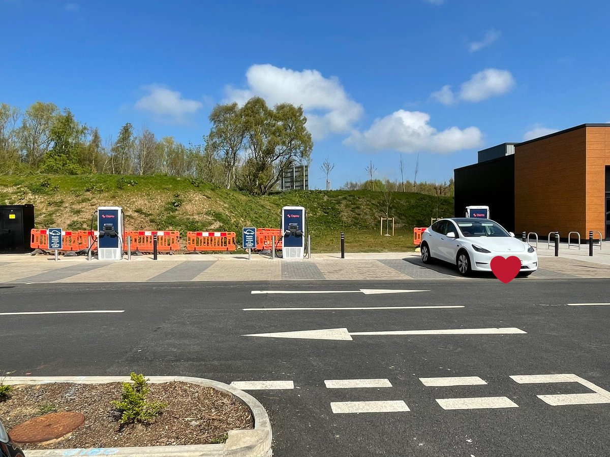 Thanks @OspreyCharging <a href="/osprey_ian/">Ian Johnston</a> for these new 75kW chargers in Haddington, East Lothian just off the A1.  Needed a quick top up on my mission for <a href="/irnbru/">IRN-BRU</a> <a href="/chiefrudiger/">Ryan Robertson</a>
