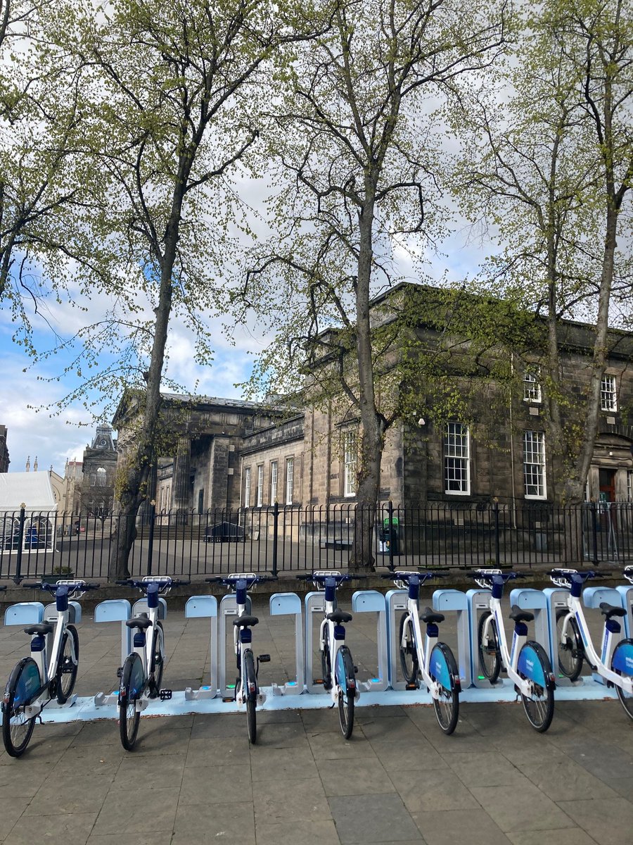 Happy Earth Day! Embark Dundee is committed to promote a healthier and more sustainable lifestyle in urban areas in order to protect the environment. We already have +18,000 users riding our e-bikes! 🚲 Thank you all!