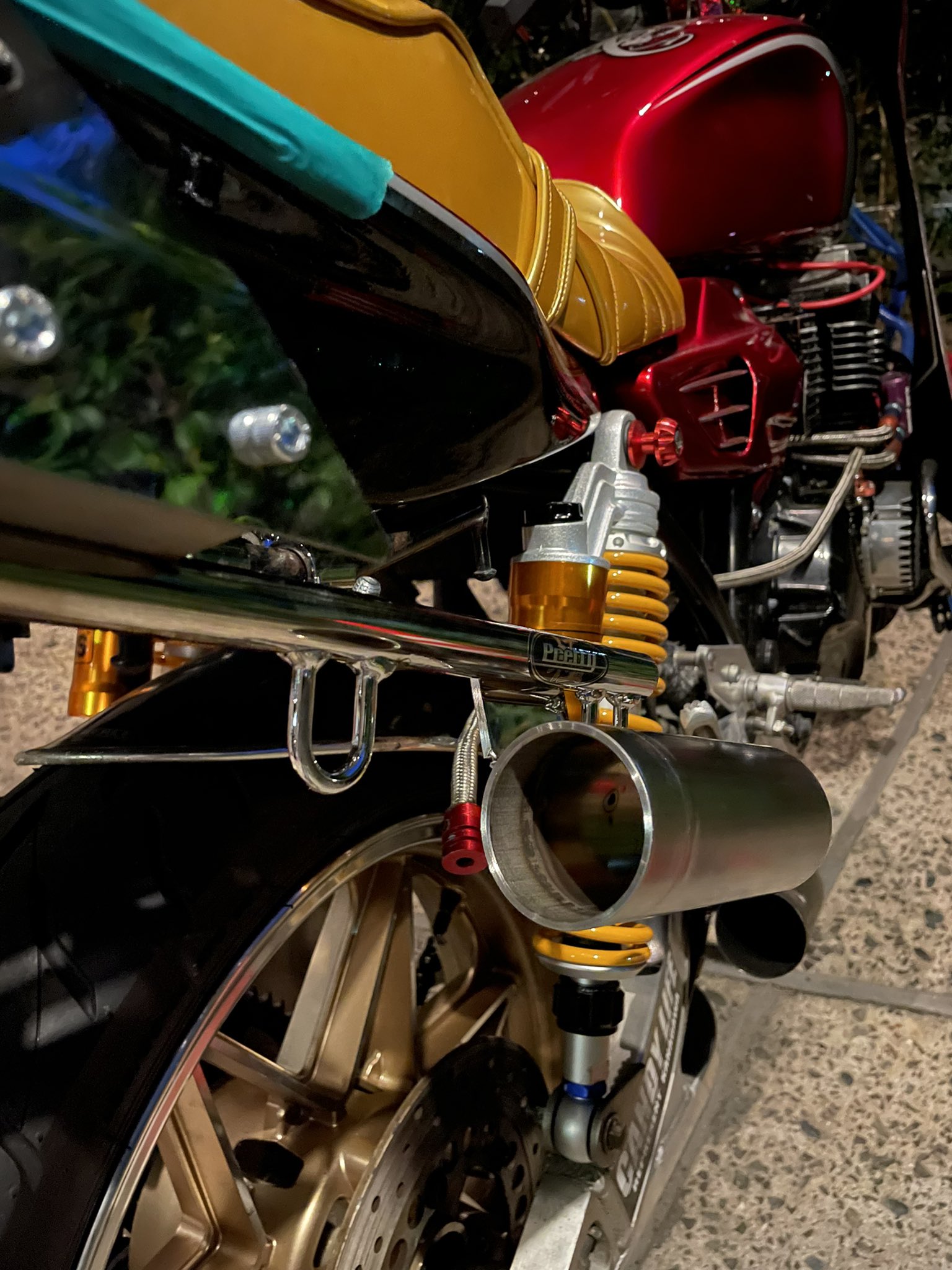 HONDA CBX400F ファッションタンデムバー かわゆ HONDA CBX400F ファッションタンデムバー かわゆ