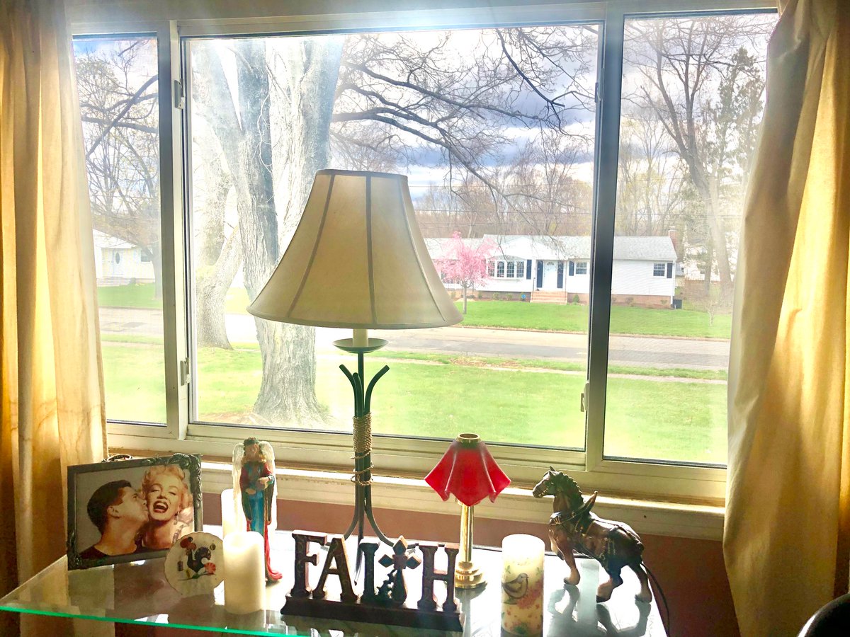 HR40Window's tweet photo. Still a beautiful view after 10 years!  Marilyn Monroe approved
in North Haven, Connecticut
1-800-354-7660
https://t.co/XUFAW3Mriy https://t.co/tMJn9g9n5Z