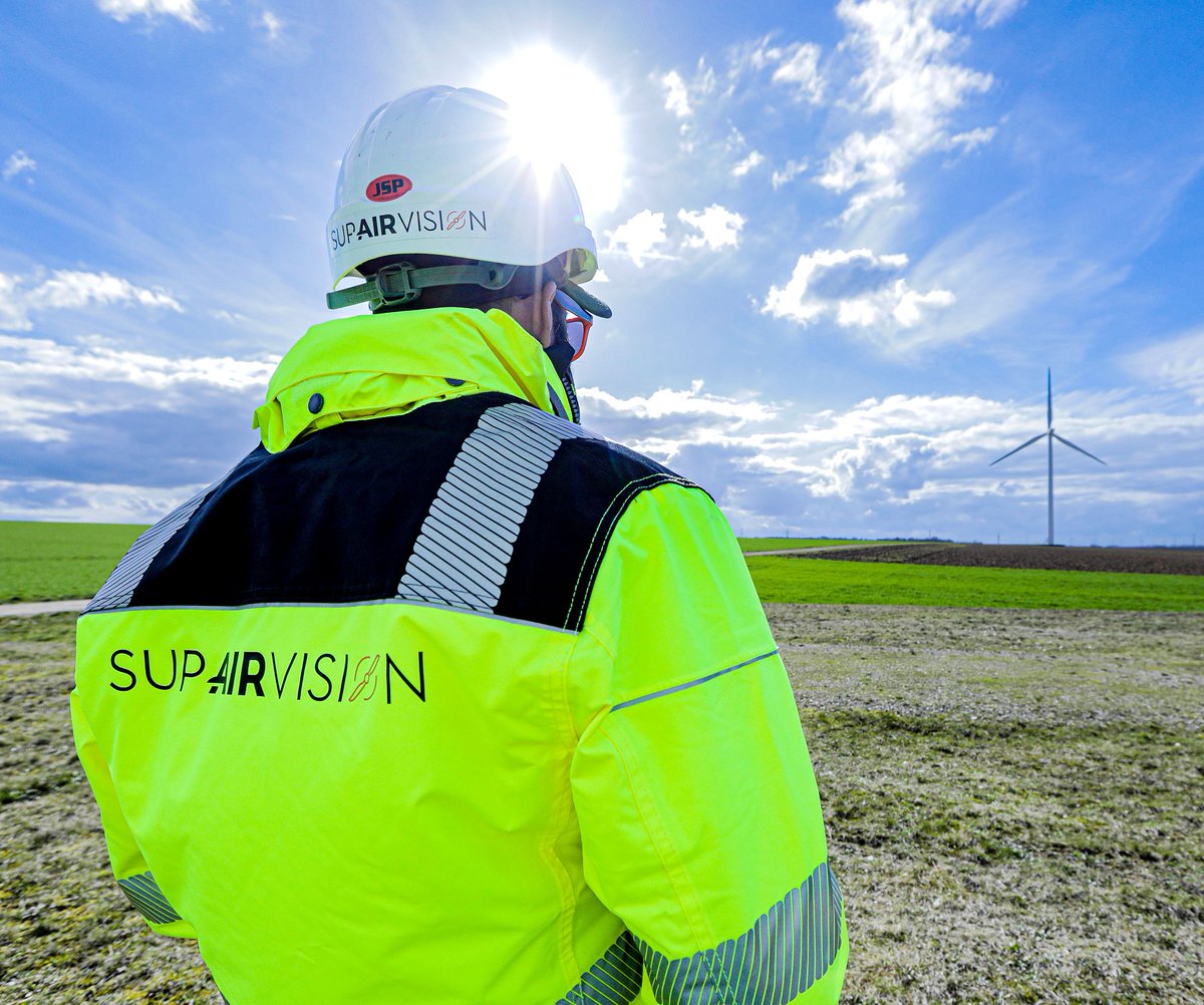 SupAirVision tweet media