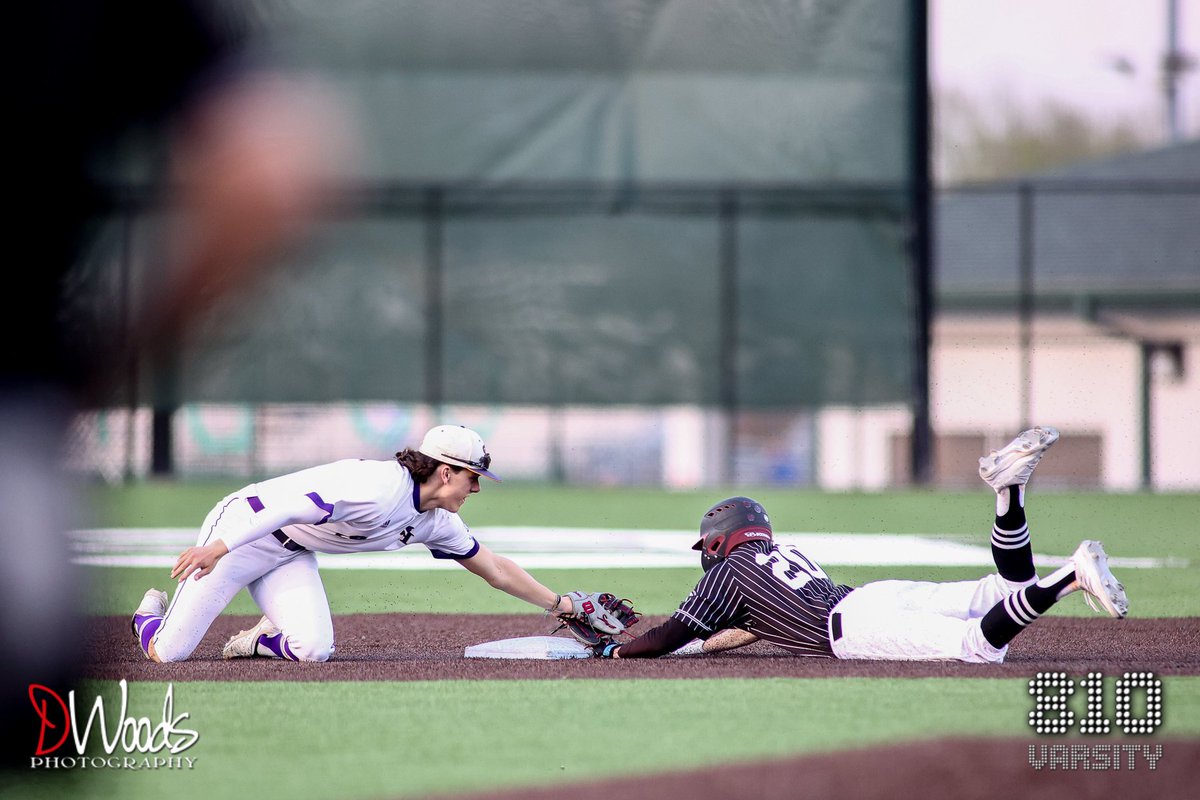 DWoodsPhoto's tweet photo. A few of my favorites images from the @DeSotoWildcats tourney game covered by @810varsity  between @SHC_Baseball  and @lsnbaseball @LSNActivities....more images available at this gallery link: https://t.co/IVKDnfCDXE https://t.co/moqCamh0CI