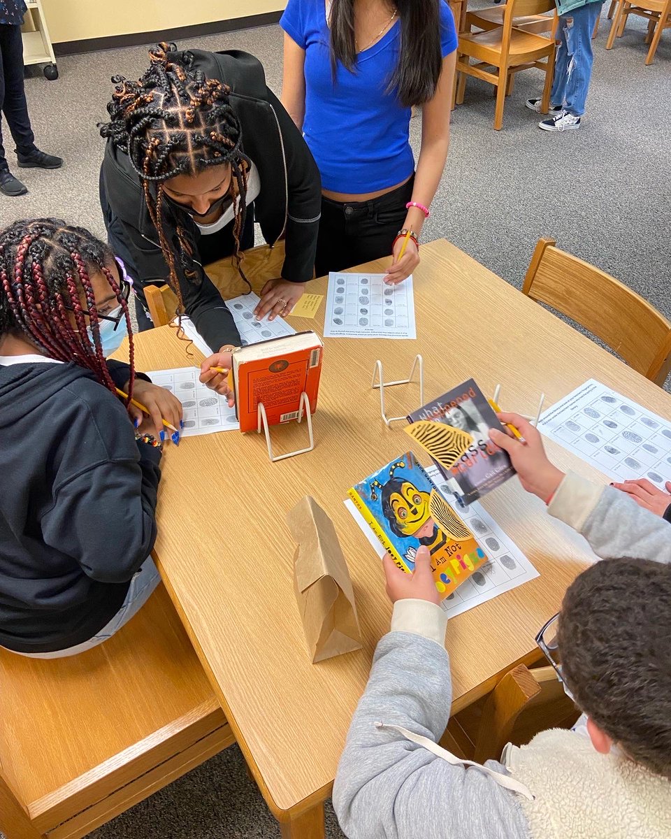KeyMSLibrary's tweet photo. It wasn’t a *mystery* why we had so much fun in the library yesterday-it was April’s Books&amp;Bites! We explored the mystery genre with fun activities and food. Thank you to ⁦@FCPSFoundation⁩ for funding this and to ⁦@PrincipalKeyMS⁩ for your support! ⁦@fcpsnews⁩ https://t.co/GYmBliOZis
