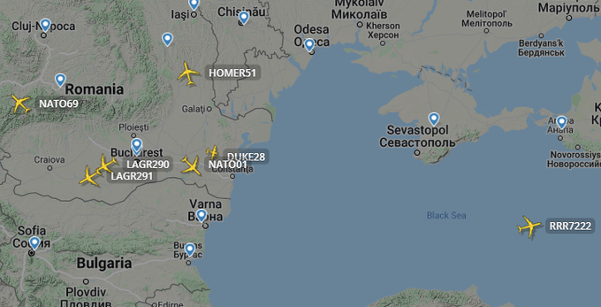 MattInNashville's tweet photo. @juliaioffe As tweeted earlier today: 

At 11:30 UTC (22 Apr 22) These guys (NATO pals and US 6th Flt) may have other plans (if Russia is serious). 🇺🇦 #RussiaUkraineWar #OSINT #OSINTUkraine https://t.co/7lgioMRJHx