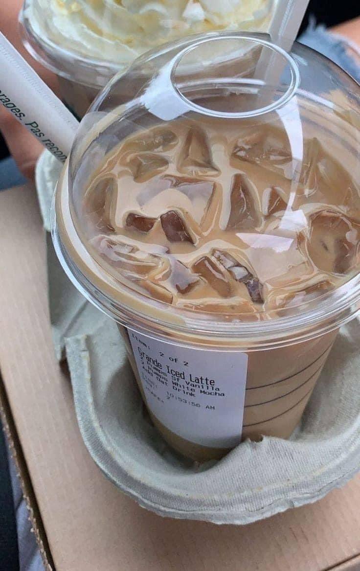 sandwichdepoio's tweet photo. EL ICED COFFEE ES TODO LO QUE ESTA BIEN. https://t.co/cndWYFfG7M