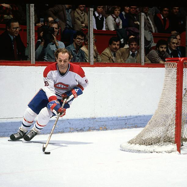 hockey_samurai's tweet photo. Guy Lafleur. "Le Démon Blond. The Flower. Few players have ever played with more flair. #10 picking up the puck behind his own net, charging up the ice, hair blowing, the crowd gasping and standing in anticipation – unforgettable. Thanks for the memories and godspeed.🙏 https://t.co/TKaqRZIbk9