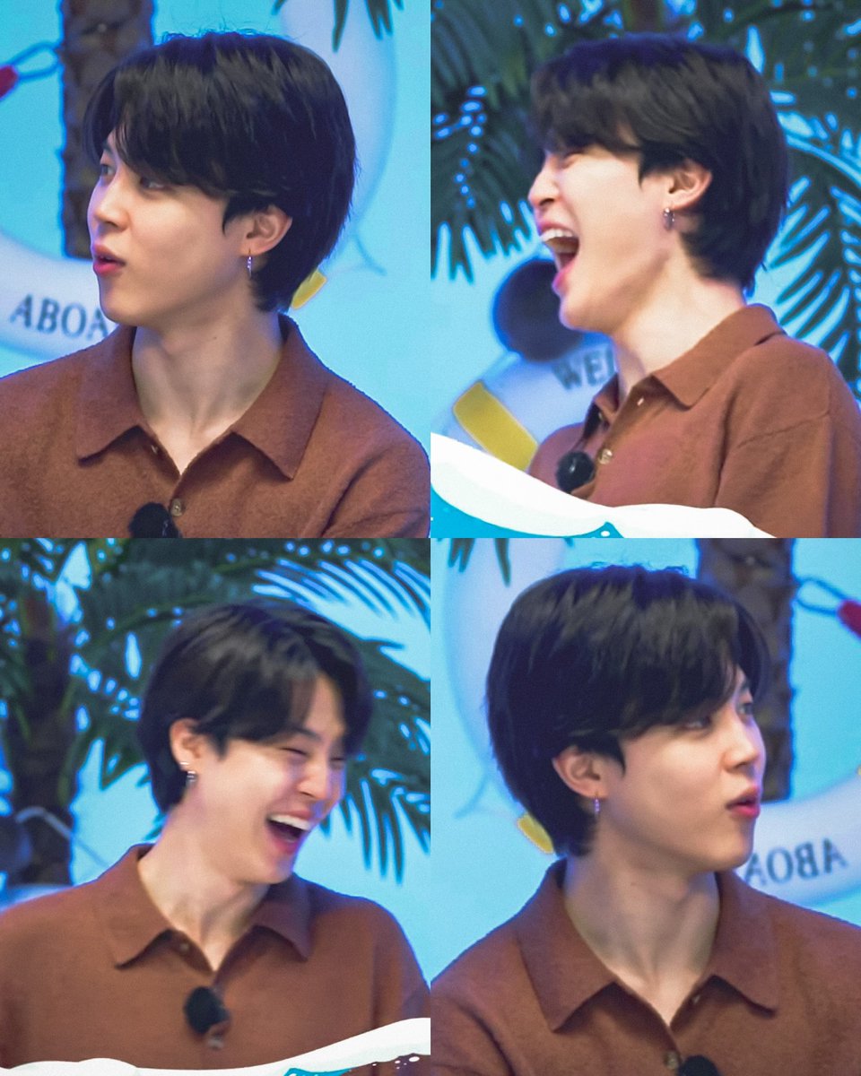 PJM_vocal's tweet photo. OH MY GOD JIMIN LOOKS SO ADORABLE ! https://t.co/NEKGxTFI0L