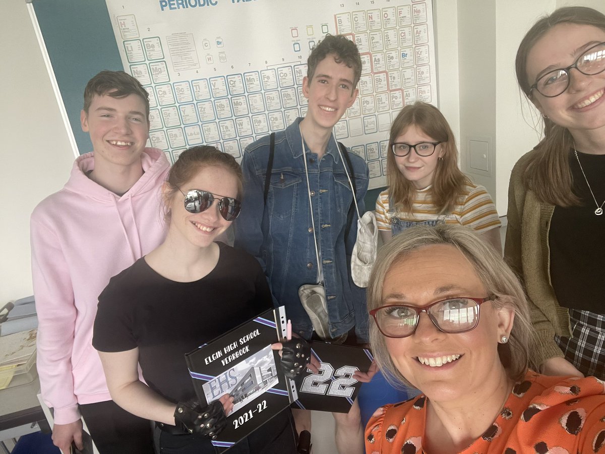 Time to say cheerio to the S6 and their time at EHS and chemistry.  Farewell to you all, have a wonderful adventure wherever life takes you.  Good to you all!