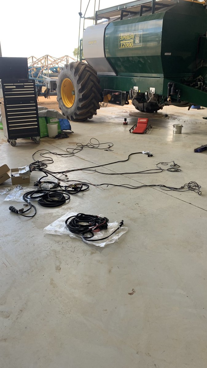 Adam Smith tweet media