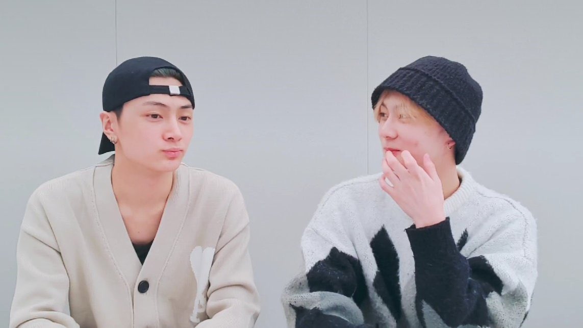 jayheemn's tweet photo. 04/22/22 FIRST JAYWON LIVE! https://t.co/MKtjrmJoNd