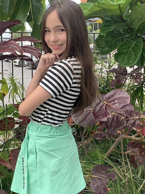 Twitterのコスプレ画像26