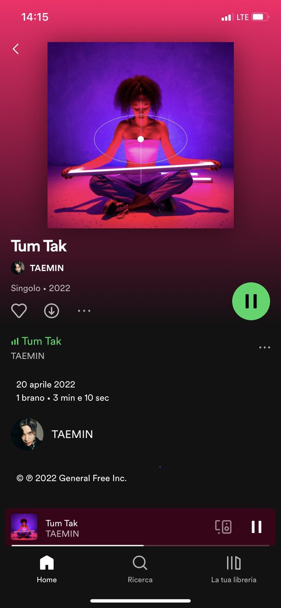 Itspoggia's tweet photo. Raga ma cosa è questa cosa ahhahahahah.
Qualcuno lo segnali 🤡🤡
#taemin #spotify https://t.co/uKavwWoaLQ