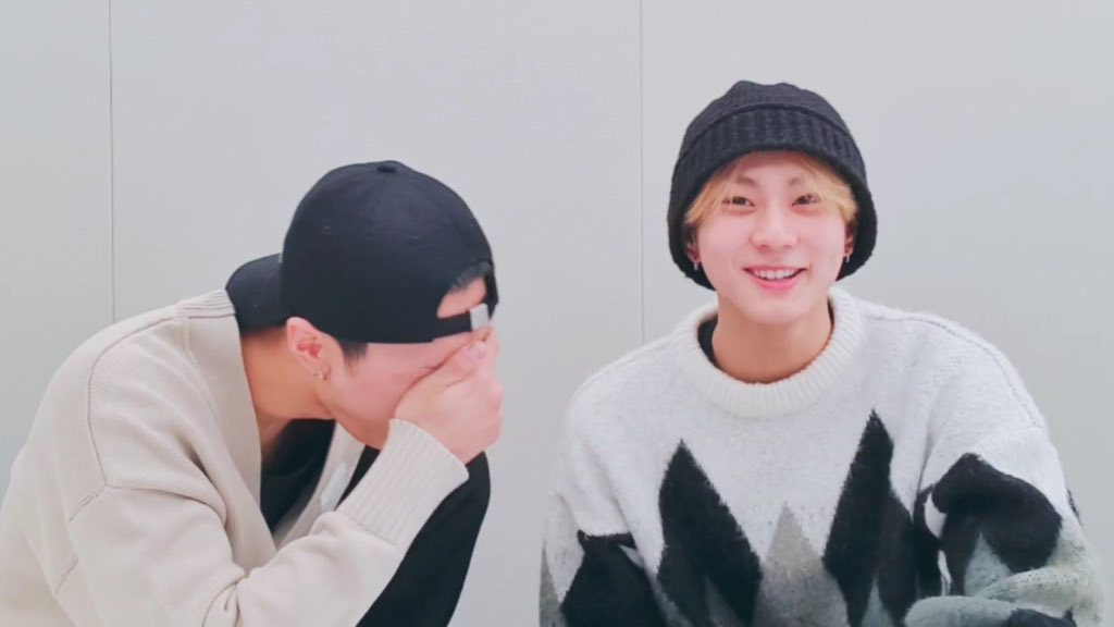 0209feed's tweet photo. FINALLY A JAY AND JUNGWON VLIVE https://t.co/1yixQuBenG