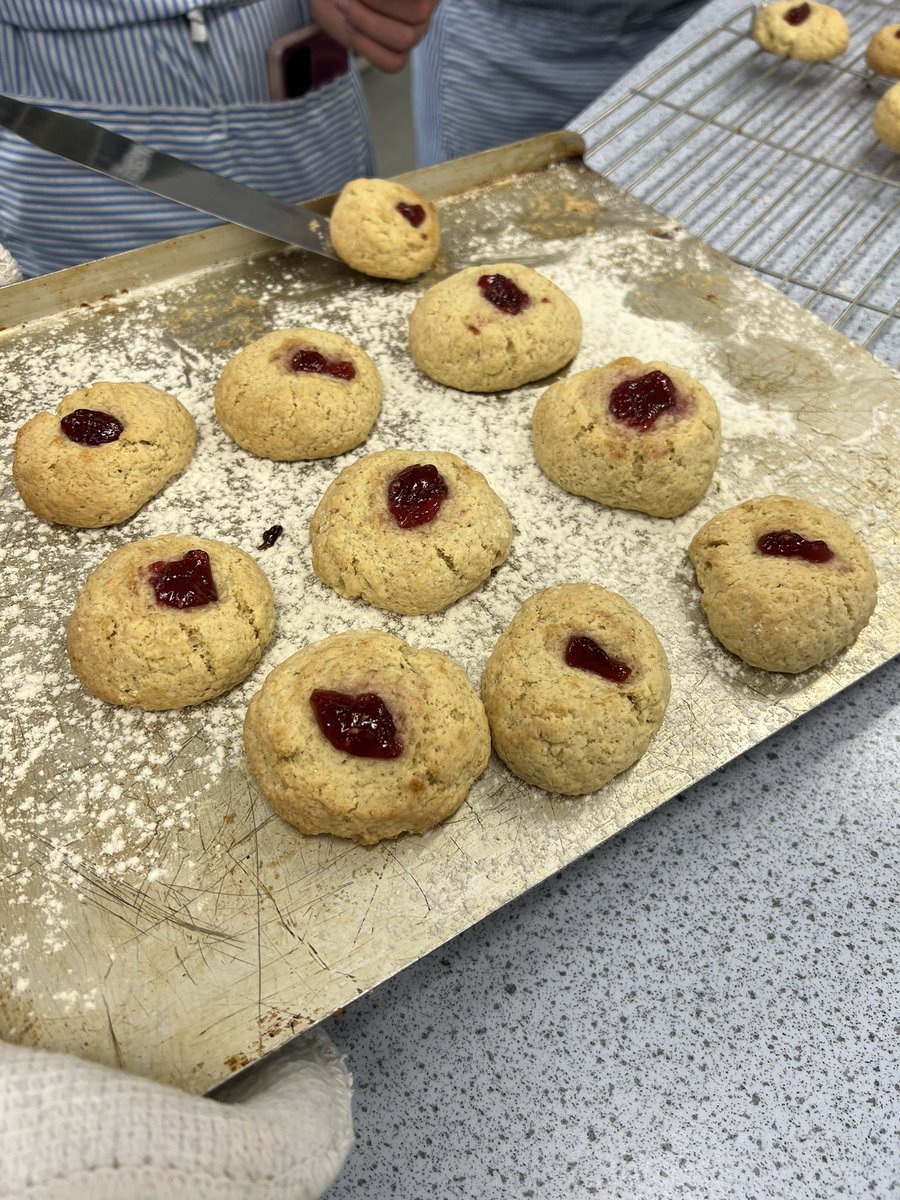 Final day of our HAF provision! <a href="/AbiBrown1/">Abi Brown OBE</a> volunteered to help along with <a href="/faisal_hussa1n/">Faisal Hussain</a> at <a href="/SPAWoodard/">St Peter's CofE Academy</a> and even got involved with the activities !Canoeing and climbing ticked off …whatever next! Thank you for the continued support 💛 <a href="/educationgovuk/">Department for Education</a> <a href="/SoTCityCouncil/">Stoke-on-Trent CC</a> #HAF2022