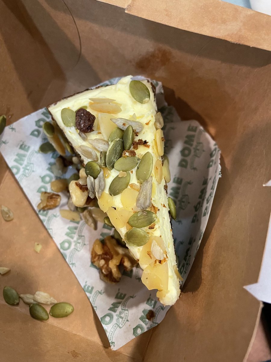 brandconsultant's tweet photo. Half the size & twice the price. My arteries are thanking you #dome # #intermark #Malaysia https://t.co/UQYT6u3Fbq