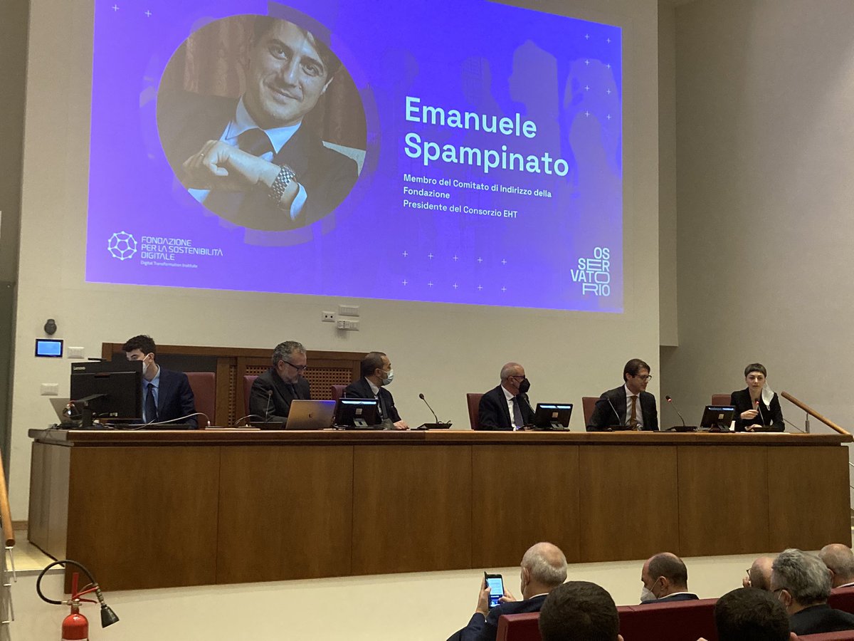 “Il progetto "Student engagement" vuole offrire alle persone gli strumenti che consentano di comprendere le relazioni tra la sostenibilità e il digitale: due elementi inscindibili per la realizzazione del benessere nella società”

Emanuele Spampinato <a href="/Eht_Italia/">EHT</a>
#DiSI #Disi22