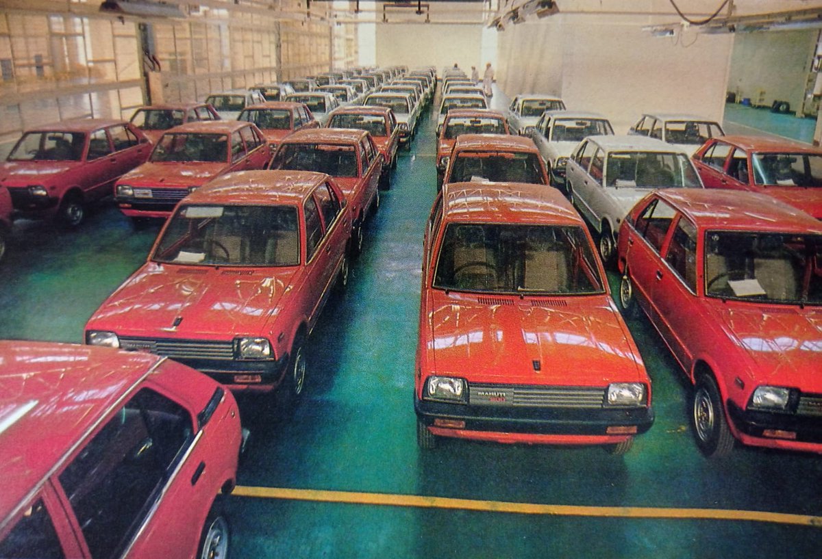 IndiaHistorypic's tweet photo. 1980s :: Maruti 800 Cars On Production Shop Floor https://t.co/2MVmaH7tFS