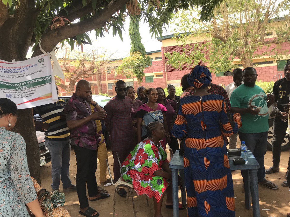 AbujaJdpc's tweet photo. Do you know taht you have the power to change the way things are in the country?
Do you know that your single vote can make a huge impact and turn the fate of this country around for the best?

All of these are possible!
You just need to vote. https://t.co/ASP8gnwSwM