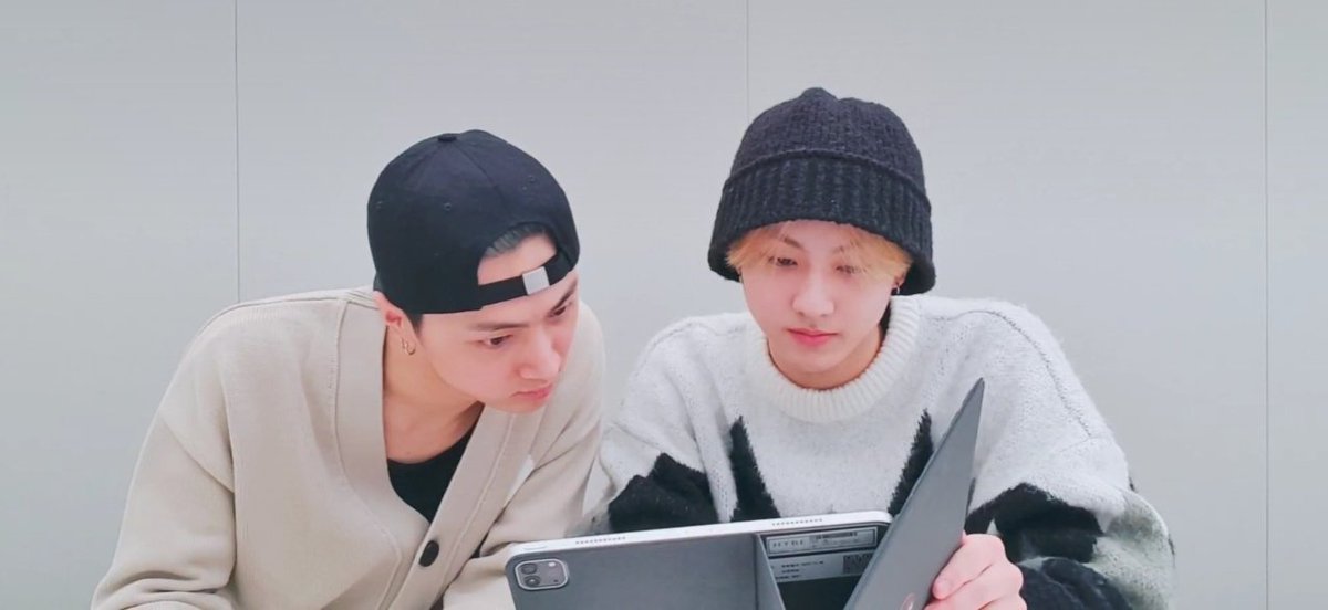쩡 tweet media