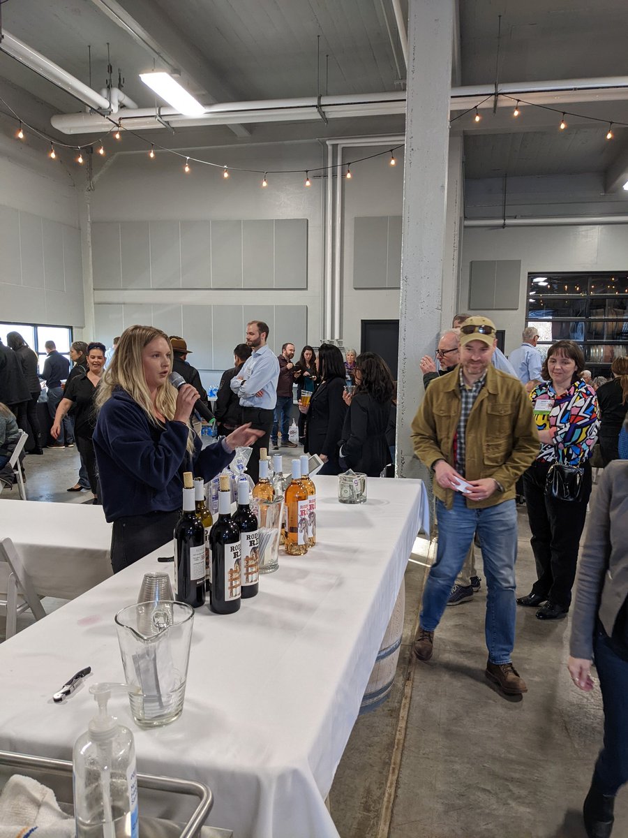 OregonCities's tweet photo. Attendees got to eat, drink and be merry and enjoy the incredible view. #LOCSpring2022 https://t.co/6nx1lrB5aC