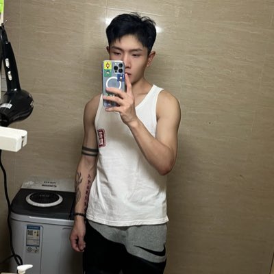 zv1uo8's tweet photo. #新头像 https://t.co/9DrXRM78ZH